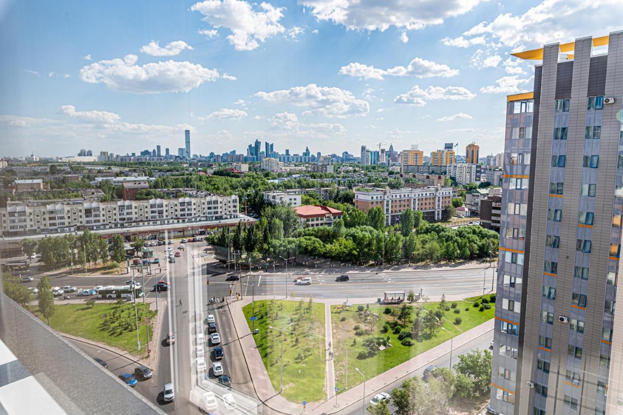 Ferienwohnung Золотой Квадрат Астаны Astana Exterior foto