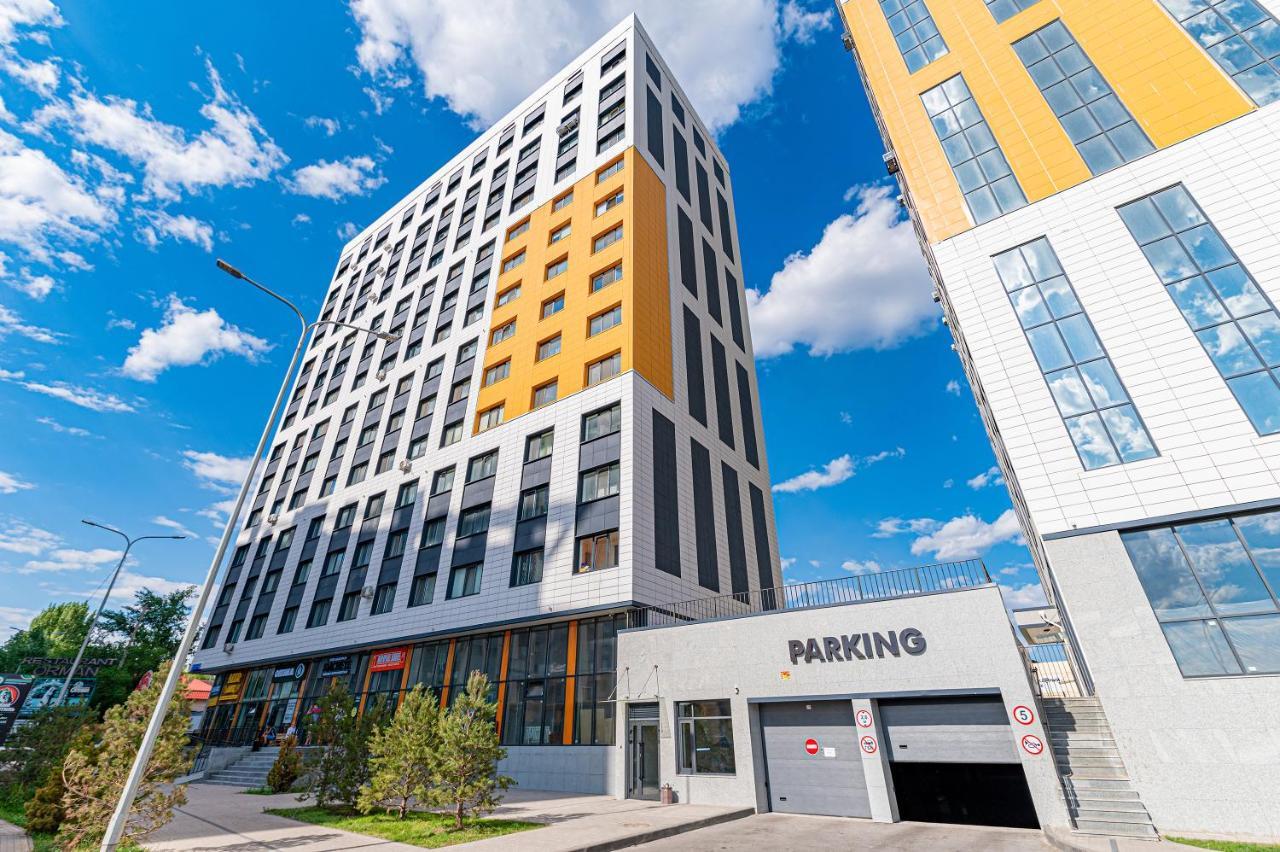 Ferienwohnung Золотой Квадрат Астаны Astana Exterior foto