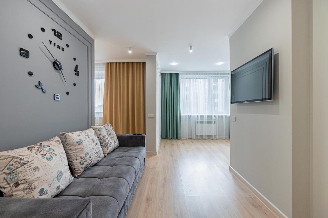 Ferienwohnung Золотой Квадрат Астаны Astana Exterior foto